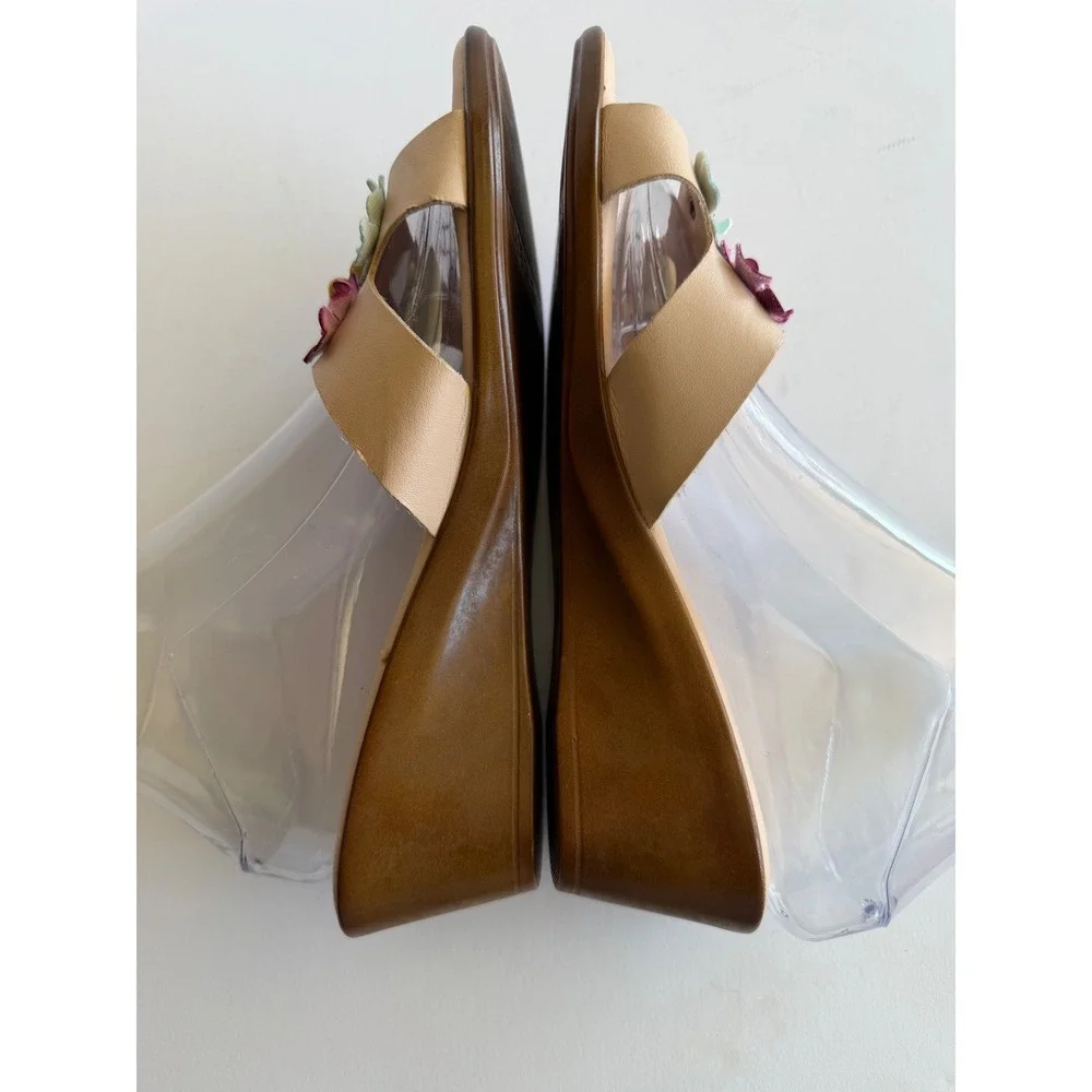 Italiana Beige Leather Floral‎ Wedge Sandals  Multi Color Flowers 9.5
